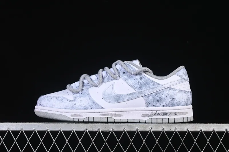 All categories Nk SB Dunk Series Nk SB Dunk Low High-end customized low-top sneakers Nike SB Dunk Low straps Anniversary high-end customized low-top casual sneakers DD1873-113